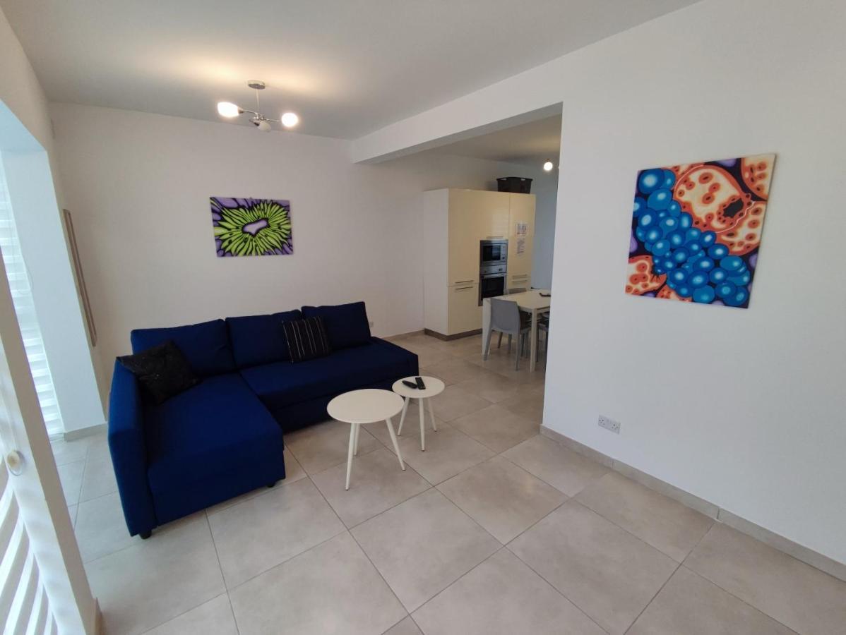 Modern Apartment In Gzira Exterior photo